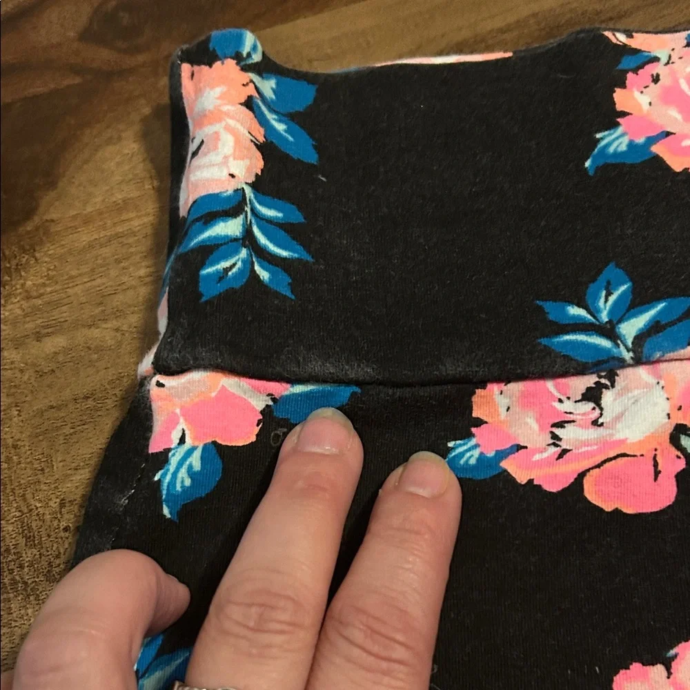 Floral Black Skirt - Picture 8 of 8